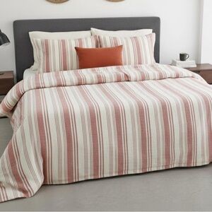 Red Striped Organic Muslim duvet cover